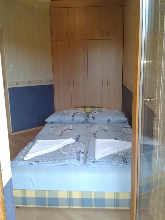 Park Setany Apartman Balatonlelle Eksteriør billede
