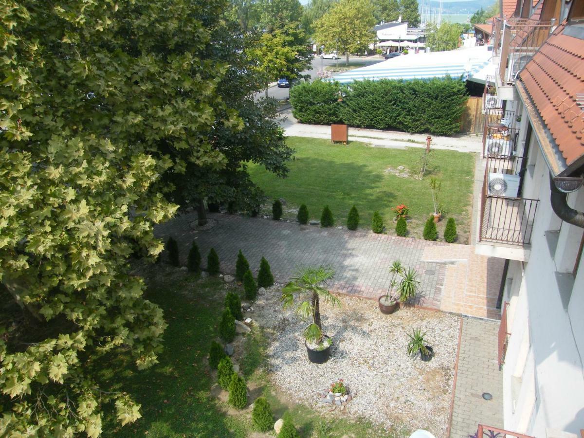 Park Setany Apartman Balatonlelle Eksteriør billede